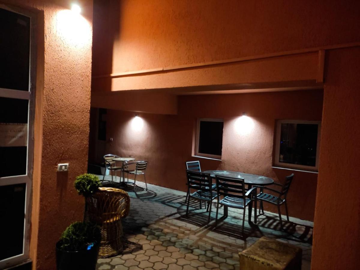 Calypso Rooms Făgăraş エクステリア 写真